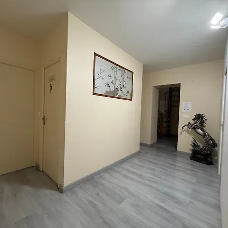 Ubytování v soukromí Face A La Gare - 3 *